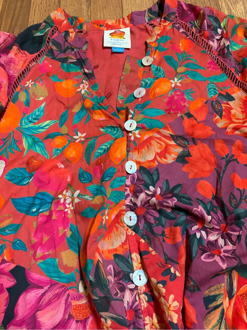 FARM Rio Red Multicolor Floral Button-Front Tunic Robe - Picture 8 of 11